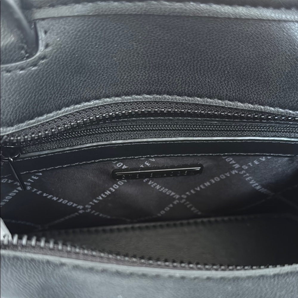 Steve Madden Crossbody Bag with Quilted Design - Picture 8 of 9